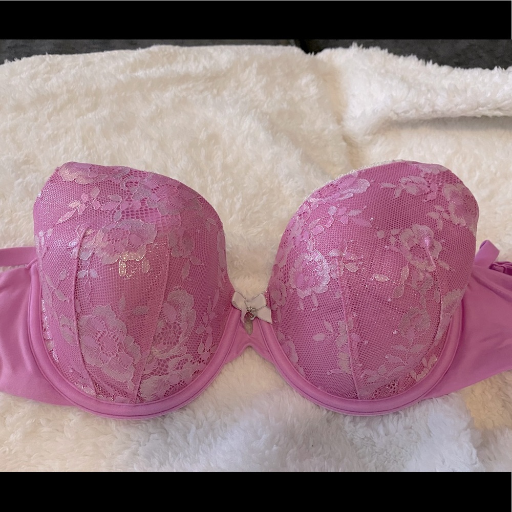 Victoria Secrets 
Lined Perfect Coverage